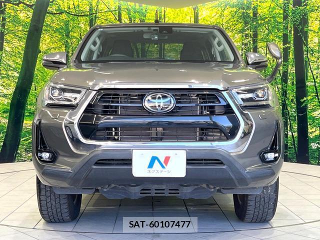 Toyota HILUX 2022-02 8220866-13
