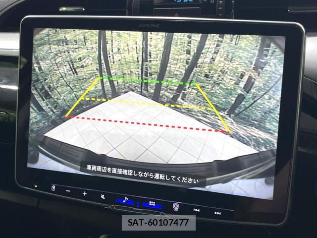 Toyota HILUX 2022-02 8220866-3