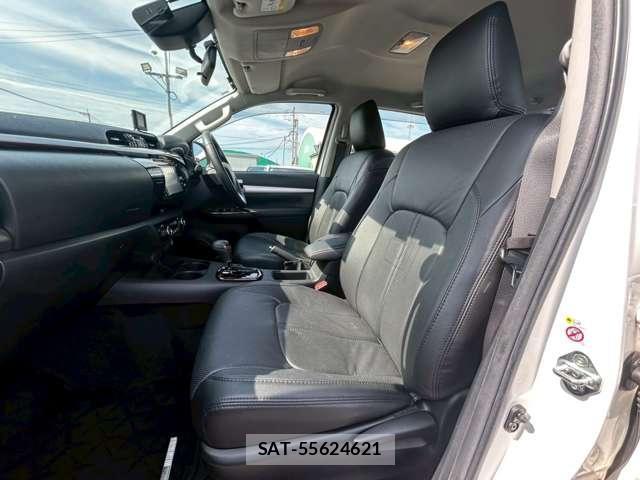 Toyota HILUX 2018-10 8222644-12