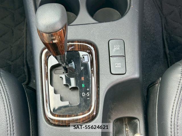 Toyota HILUX 2018-10 8222644-15