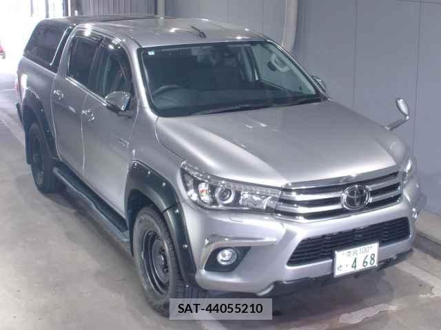 Toyota HILUX 2018-05 8223121-0