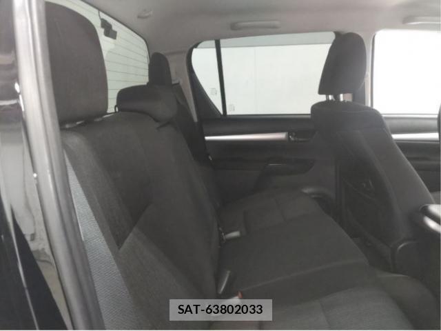 Toyota HILUX 2022-10 8223626-5