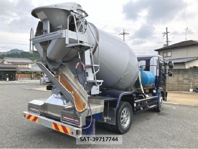 Hino RANGER 2018 8225626-1