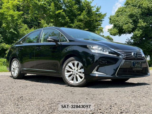 Lexus HS 2014-03 8223788-14