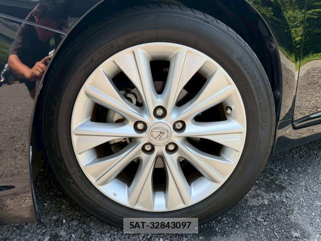 Lexus HS 2014-03 8223788-7