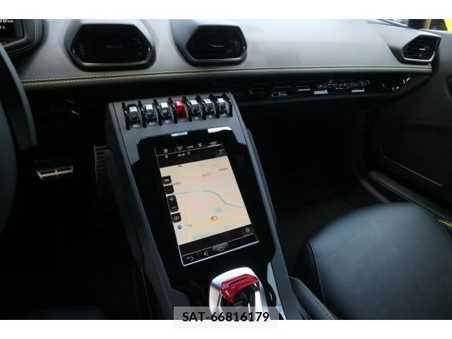 Lamborghini Huracan 2022-03 8223866-13