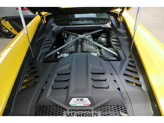 Lamborghini Huracan 2022-03 8223866-18