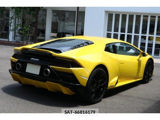 Lamborghini Huracan 2022-03 8223866-4