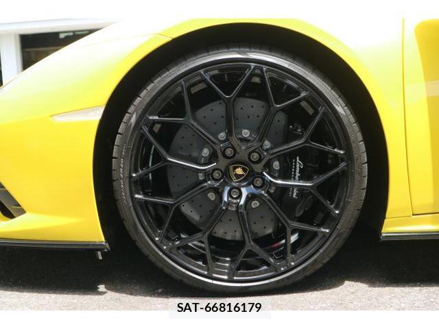 Lamborghini Huracan 2022-03 8223866-6