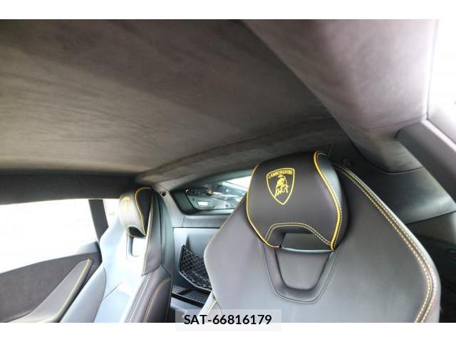 Lamborghini Huracan 2022-03 8223866-9