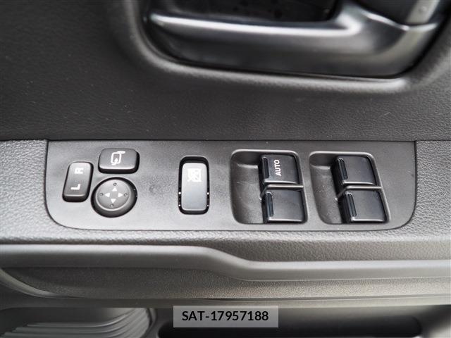 Suzuki HUSTLER 2026-03 8216083-15