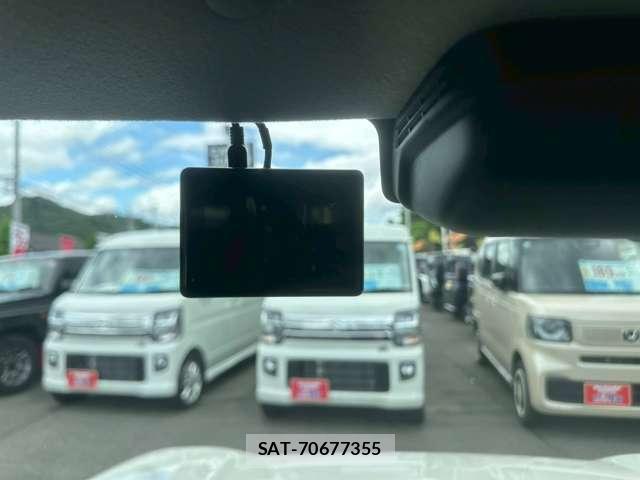 Suzuki HUSTLER 2025-03 8218149-17