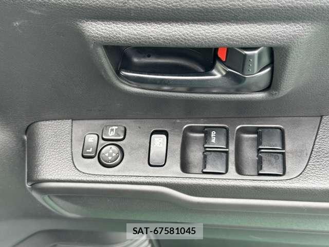 Suzuki HUSTLER 2025-05 8218208-12