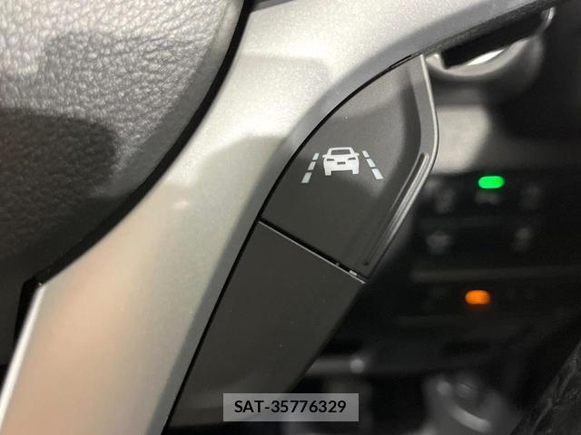 Suzuki HUSTLER 2020-02 8221104-4
