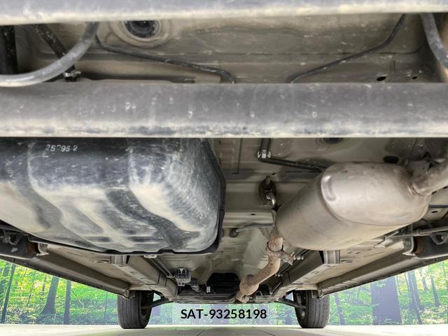 Suzuki HUSTLER 2015-11 8222348-18