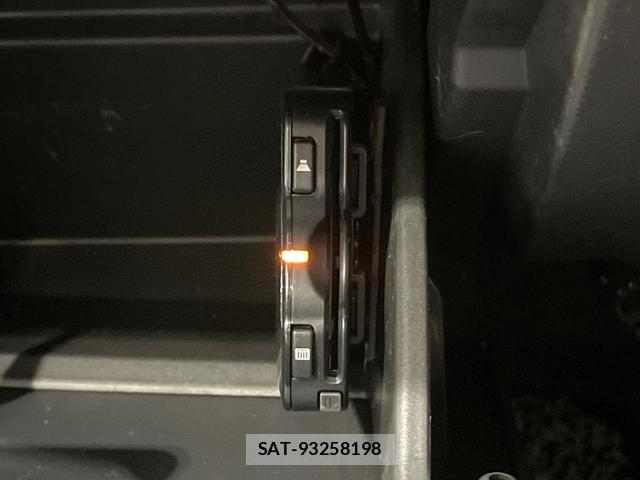 Suzuki HUSTLER 2015-11 8222348-6