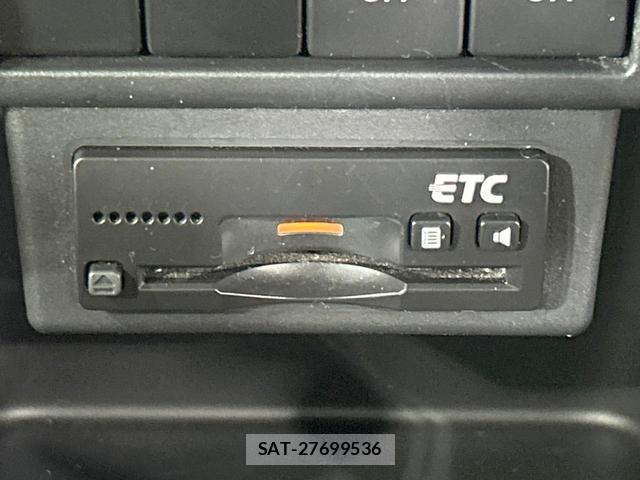 Suzuki IGNIS 2017-08 8220289-6