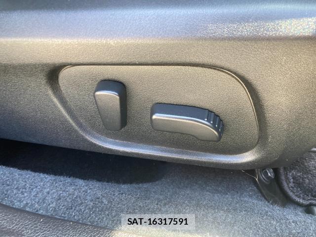 Subaru IMPREZA G4 2016-06 8220942-17
