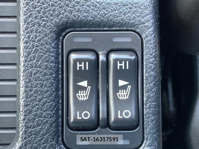 Subaru IMPREZA G4 2016-06 8220942-8