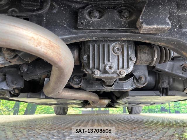 Subaru IMPREZA SPORTS 2018-02 8221084-18