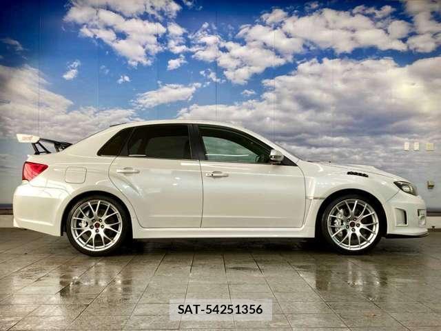 Subaru IMPREZA 2012-03 8216603-17