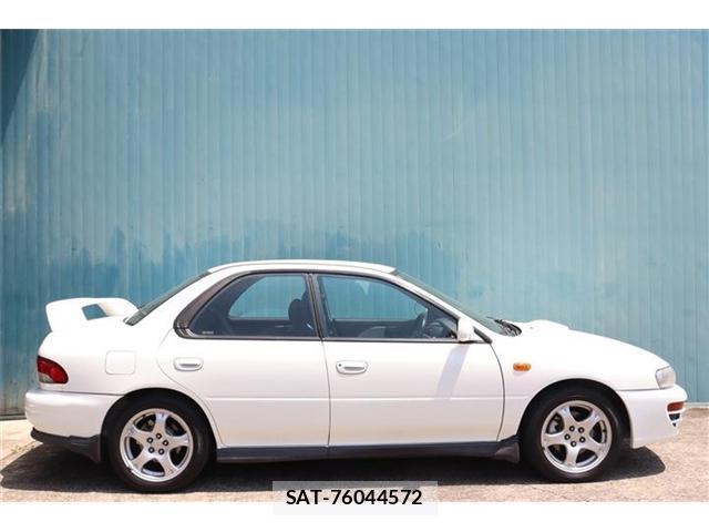 Subaru IMPREZA 1997-03 8222488-3
