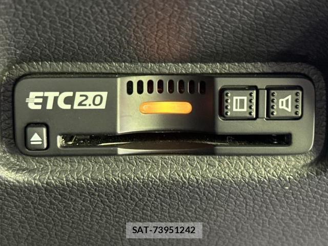 Honda INSIGHT 2019-07 8220189-14