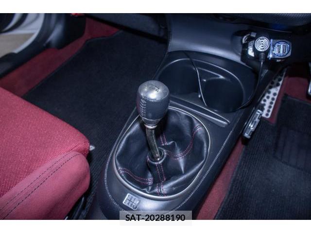 Honda INTEGRA 2005-05 8223318-15