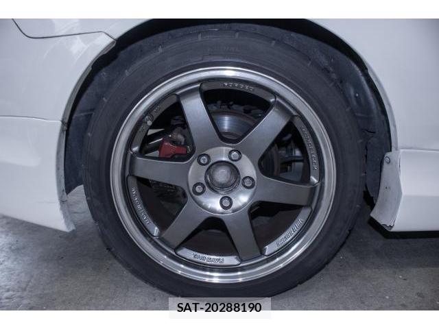 Honda INTEGRA 2005-05 8223318-19