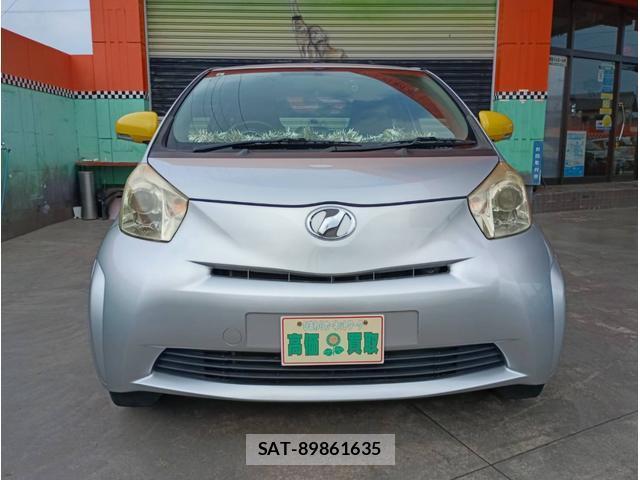 Toyota IQ 2009-03 8221759-1