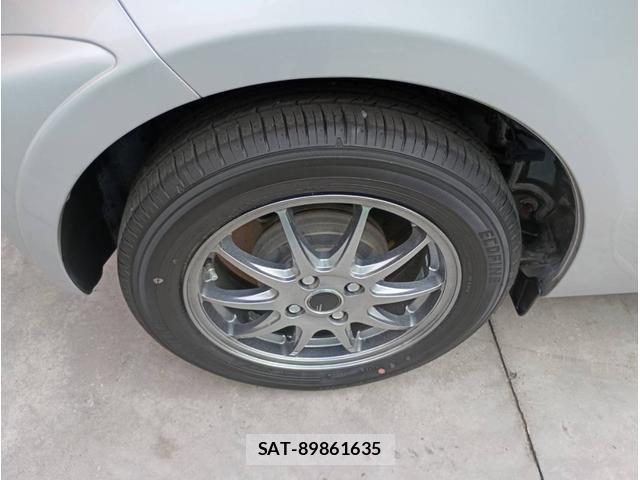 Toyota IQ 2009-03 8221759-14
