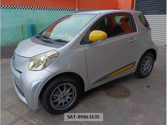 Toyota IQ 2009-03 8221759-5