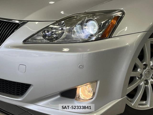Lexus IS 2007-09 8219143-12