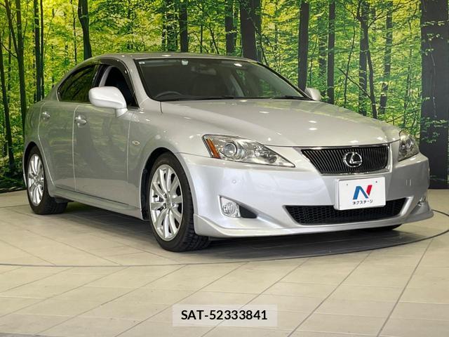 Lexus IS 2007-09 8219143-16