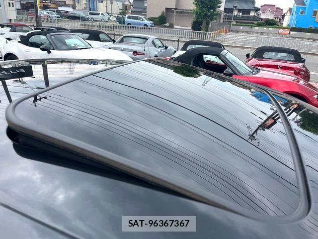 Lexus IS 2021-10 8219483-2