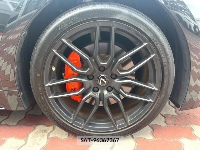 Lexus IS 2021-10 8219483-3