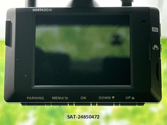 Lexus IS 2021-07 8220186-15