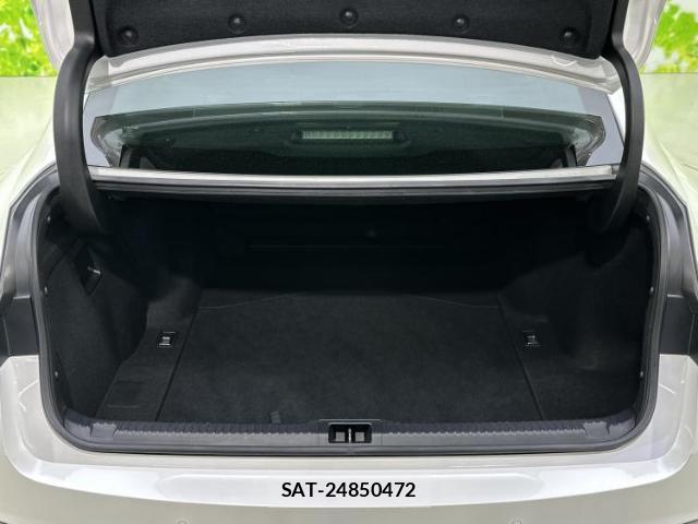 Lexus IS 2021-07 8220186-7