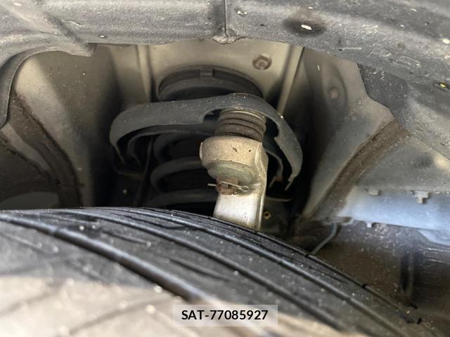 Lexus IS 2015-06 8221137-19