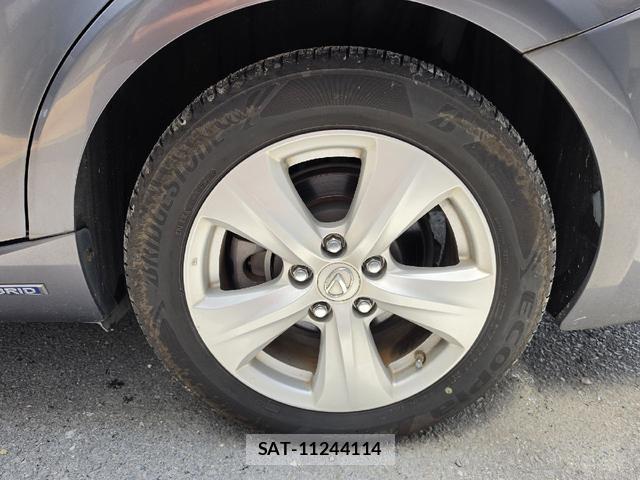 Lexus IS 2013-09 8222915-7