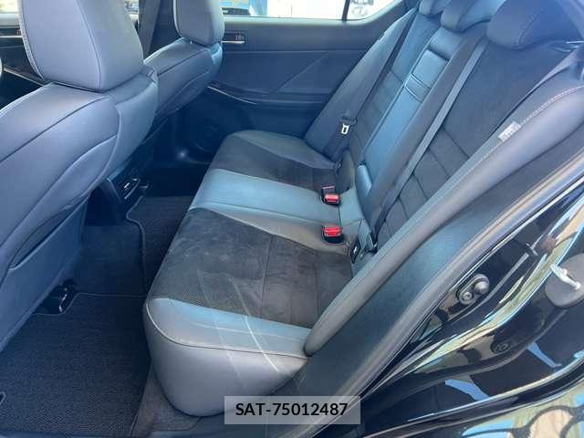 Lexus IS 2022-10 8223191-8