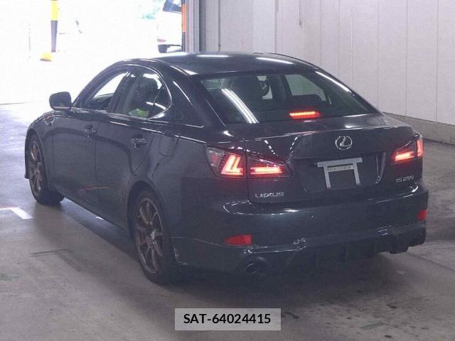 Lexus IS 2006-06 8223339-1
