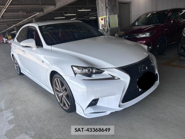 Lexus IS 2015-08 8223620-6