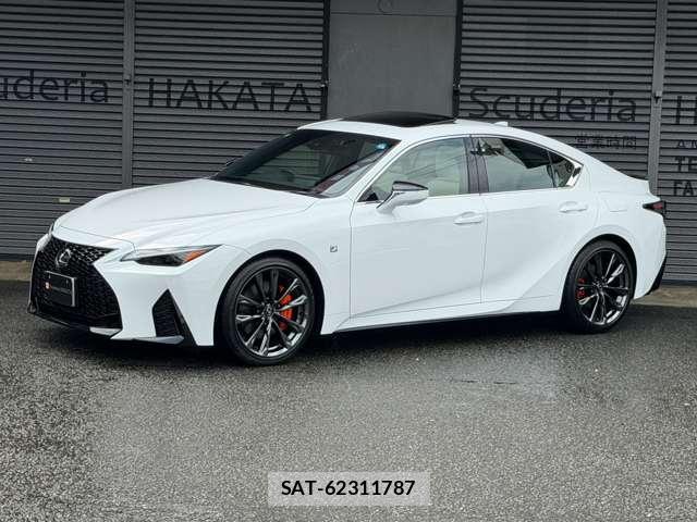 Lexus IS 2026-04 8224314-8