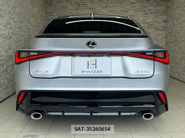 Lexus IS 2021-10 8224366-5