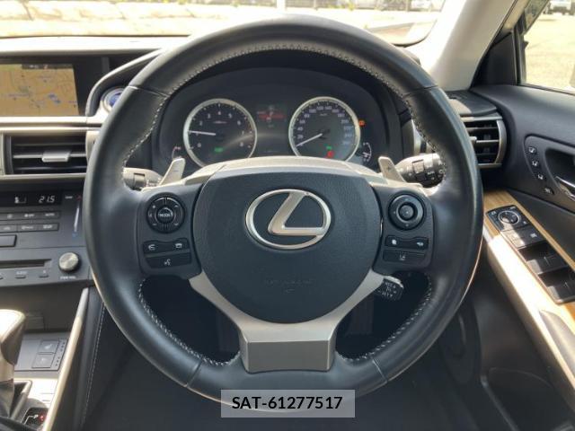 Lexus IS 2014-12 8225404-14