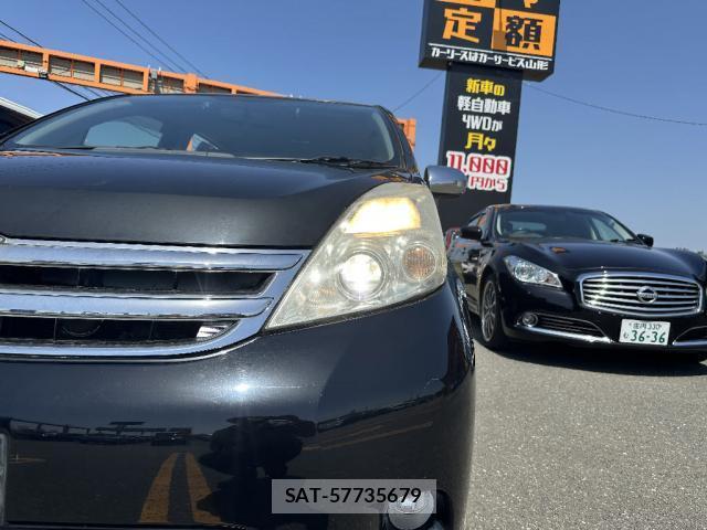 Toyota ISIS 2011-03 8220449-15