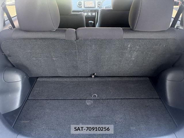 Toyota IST 2002-09 8221160-18