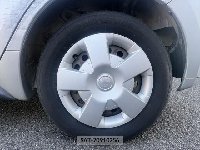 Toyota IST 2002-09 8221160-19