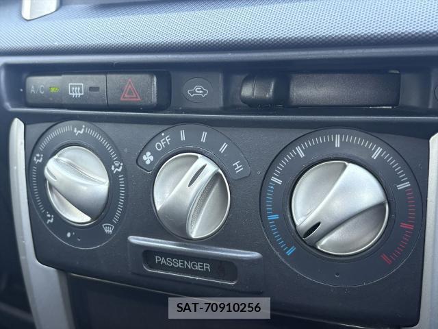 Toyota IST 2002-09 8221160-4